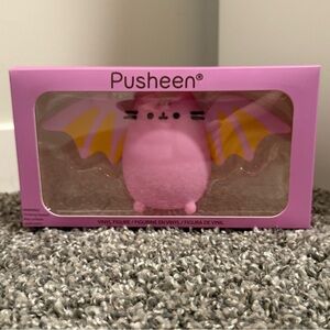 Pusheen Vinyl Figure